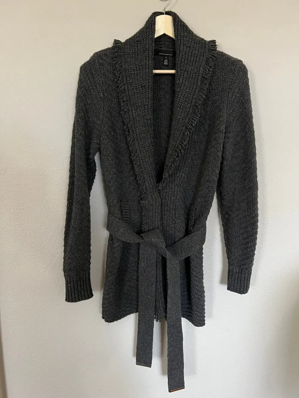 White House Black Market Fringe Shawl Sweater Coat Grey Pockets Belt Sz S